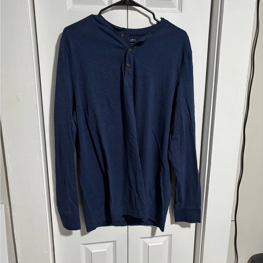 Croft & Barrow Navy Long Sleeve Tee